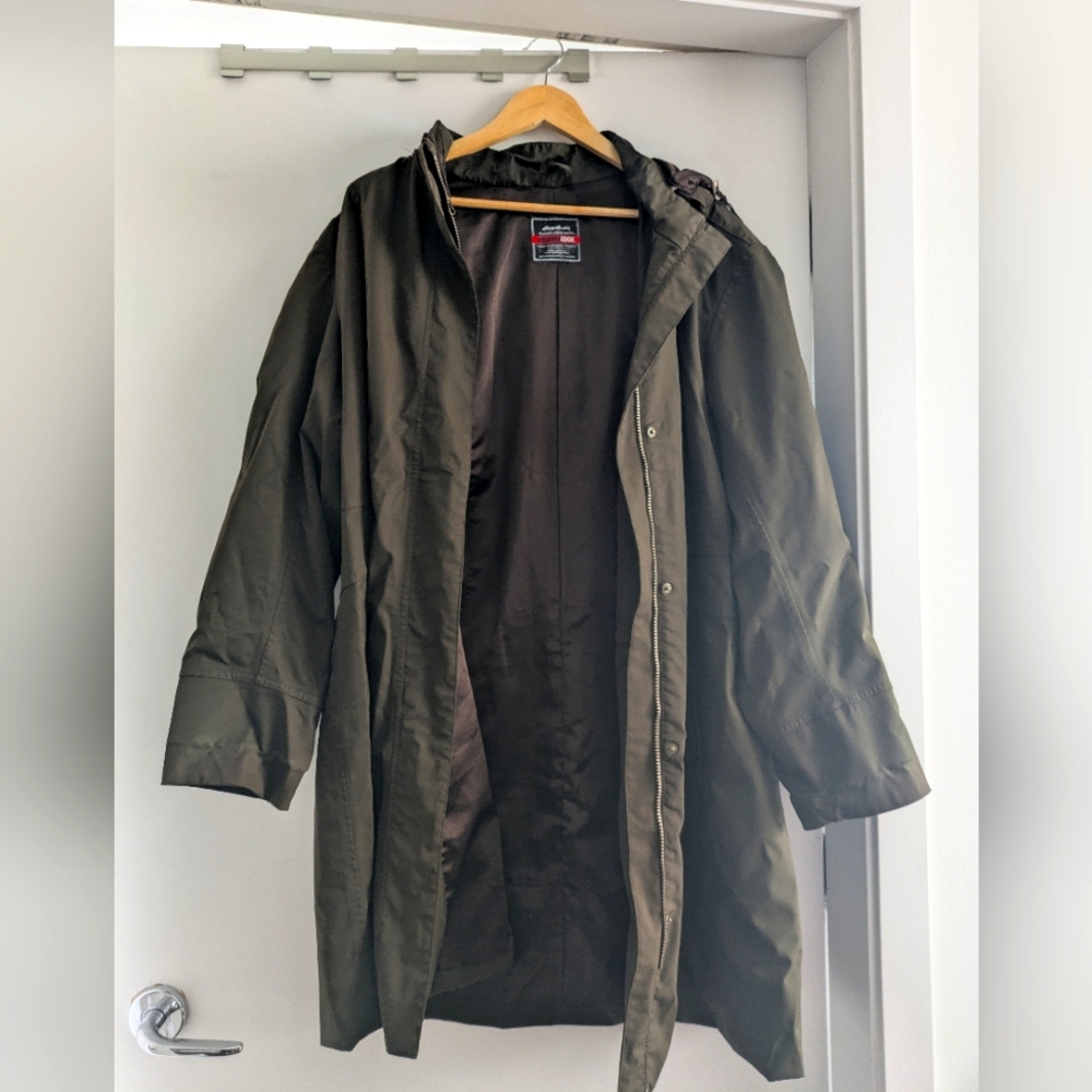 Womens Eddie Bauer Raincoat Size XL